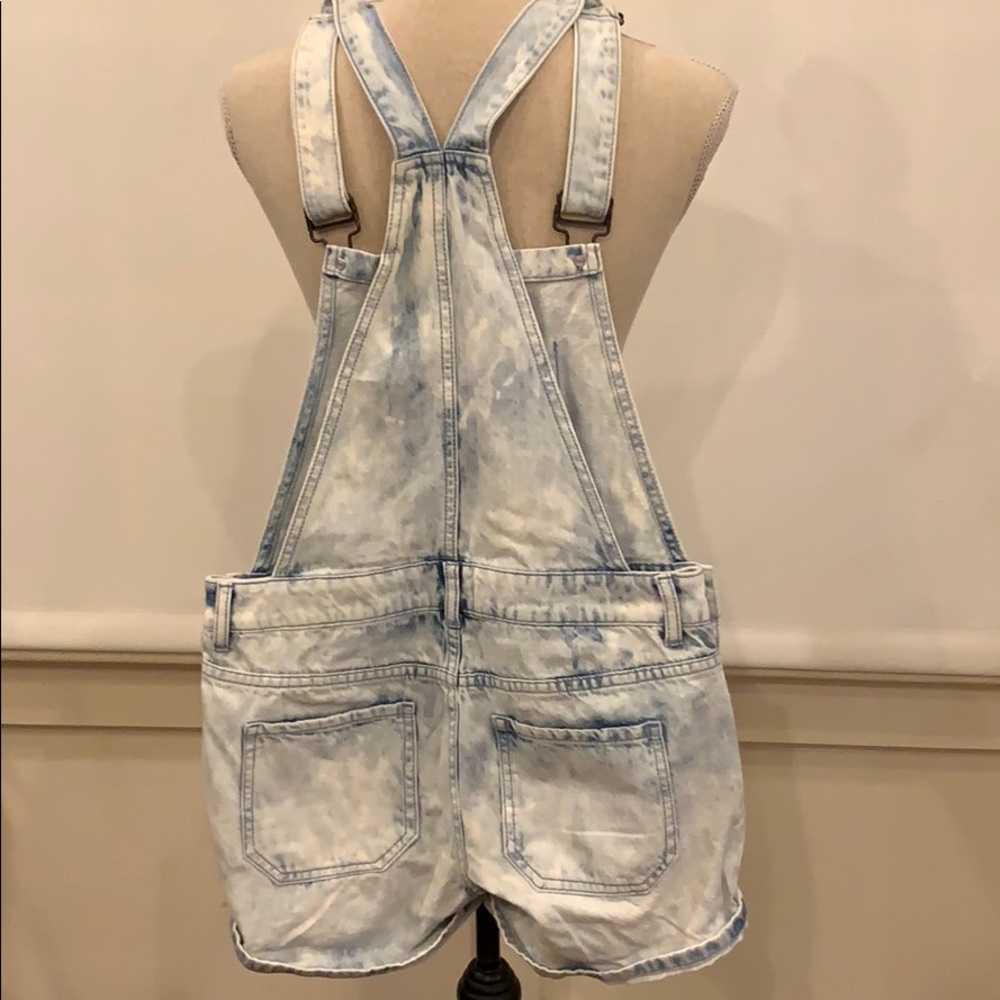 Forever 21 Denim Overall Shorts - Picture 5 of 7